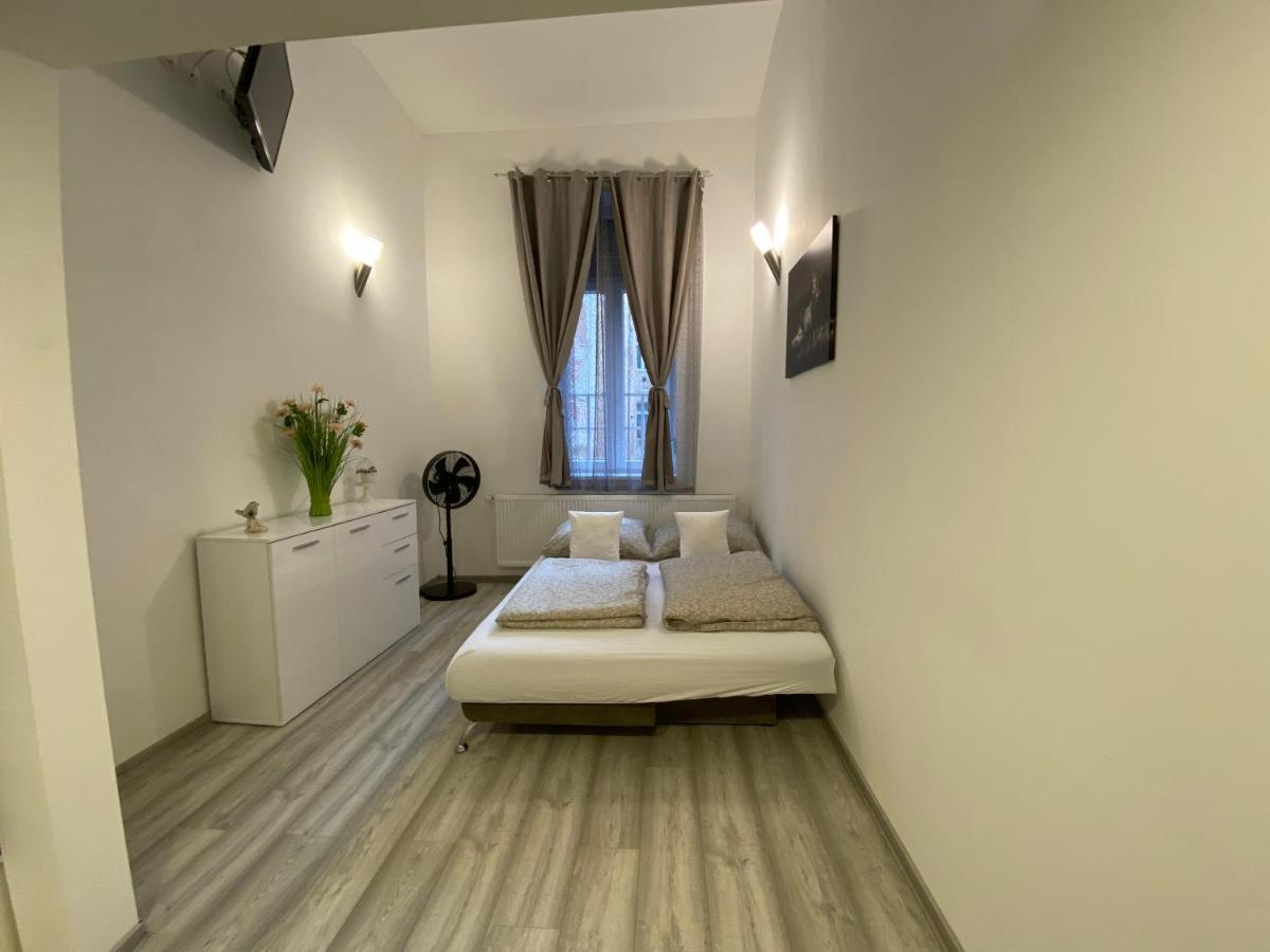 Belvarosi Apartman 3 Miskolc Luaran gambar